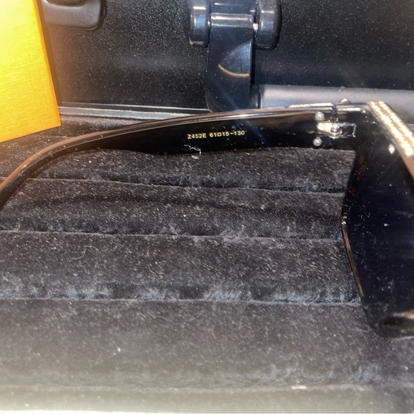 Louis Vuitton Black Sunglasses with Gold Accents - Picture 5 of 10
